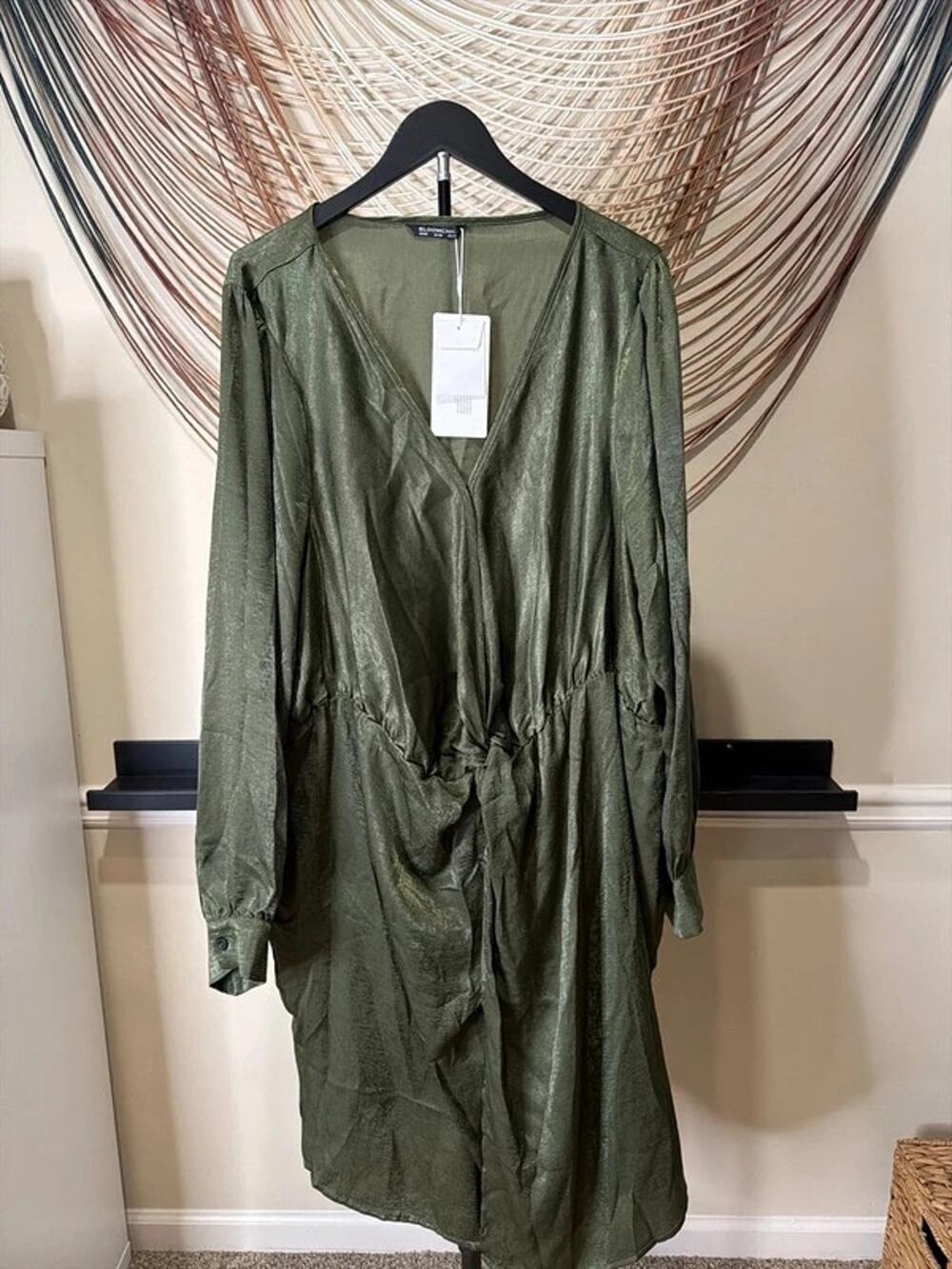 Bloomchic green, faux wrapped dress 28 NWT 3279